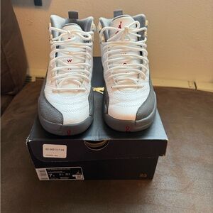 Jordan Kids Shoes - White and Gray